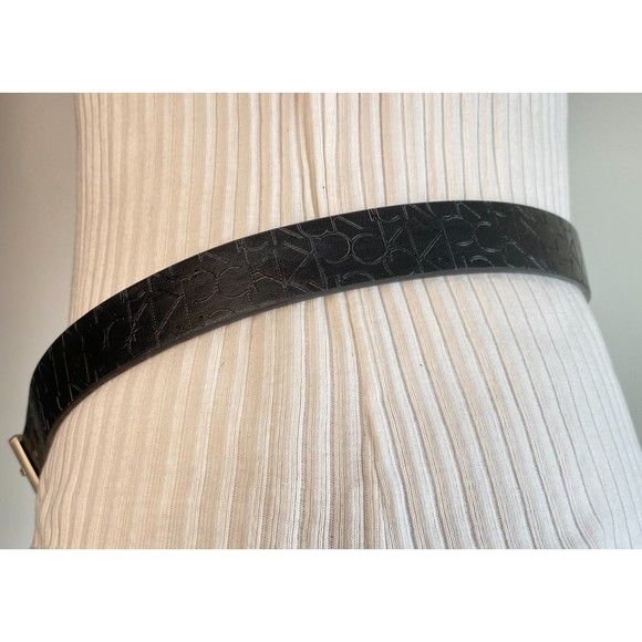 Calvin Klein Belt Reversable Fashion Black Logo Tooled White Brush Stroke Print - Picture 5 of 16